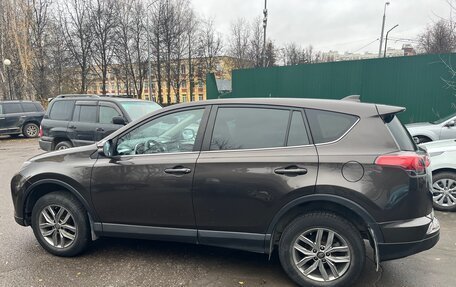 Toyota RAV4, 2018 год, 3 100 000 рублей, 2 фотография