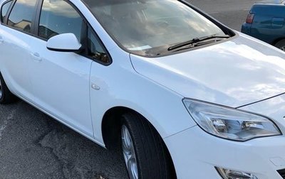 Opel Astra J, 2011 год, 1 100 000 рублей, 1 фотография