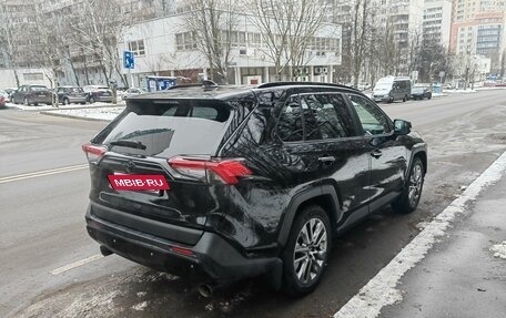 Toyota RAV4, 2020 год, 3 500 000 рублей, 3 фотография