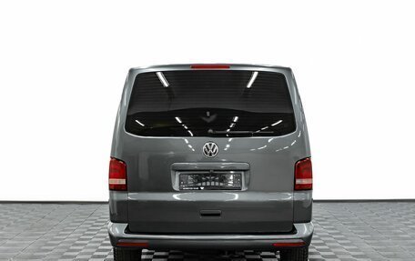 Volkswagen Caravelle T5, 2012 год, 1 895 000 рублей, 5 фотография