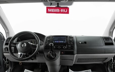 Volkswagen Caravelle T5, 2012 год, 1 895 000 рублей, 8 фотография