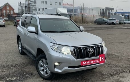 Toyota Land Cruiser Prado 150 рестайлинг 2, 2018 год, 4 550 000 рублей, 3 фотография