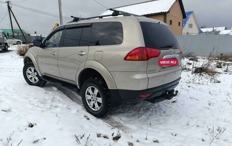 Mitsubishi Pajero Sport II рестайлинг, 2011 год, 1 430 000 рублей, 3 фотография