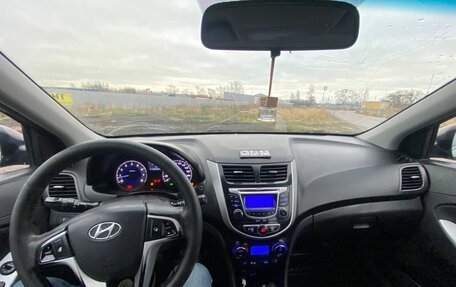 Hyundai Solaris II рестайлинг, 2012 год, 520 000 рублей, 6 фотография