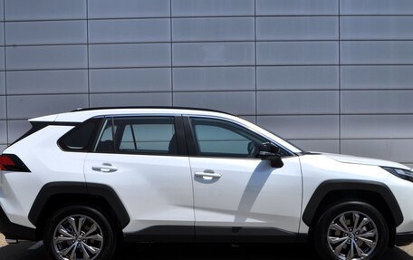 Toyota RAV4, 2024 год, 4 695 000 рублей, 14 фотография