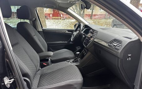 Volkswagen Tiguan II, 2018 год, 2 550 000 рублей, 12 фотография