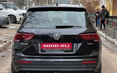 Volkswagen Tiguan II, 2018 год, 2 550 000 рублей, 4 фотография