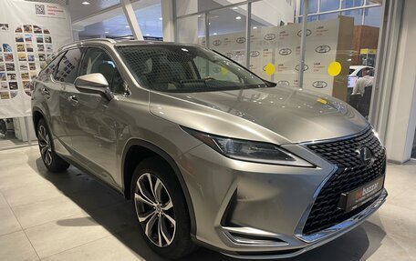 Lexus RX IV рестайлинг, 2021 год, 4 860 000 рублей, 2 фотография