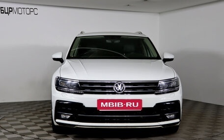 Volkswagen Tiguan II, 2018 год, 2 999 990 рублей, 2 фотография