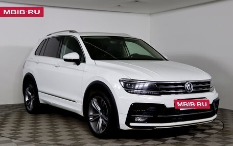 Volkswagen Tiguan II, 2018 год, 2 999 990 рублей, 3 фотография