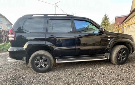 Toyota Land Cruiser Prado 120 рестайлинг, 2008 год, 3 000 000 рублей, 2 фотография