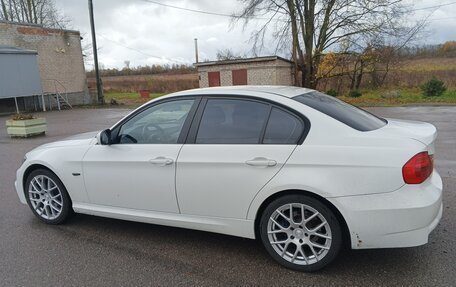 BMW 3 серия, 2010 год, 1 210 000 рублей, 4 фотография