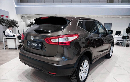 Nissan Qashqai, 2015 год, 1 890 000 рублей, 10 фотография