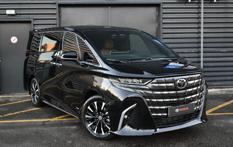 Toyota Alphard, 2024 год, 16 900 000 рублей, 3 фотография