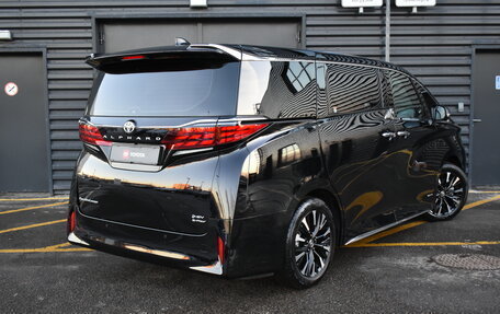 Toyota Alphard, 2024 год, 16 900 000 рублей, 8 фотография