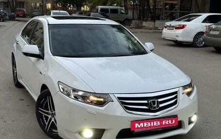 Honda Accord VIII рестайлинг, 2012 год, 1 450 000 рублей, 2 фотография