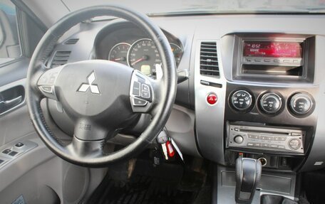 Mitsubishi Pajero Sport II рестайлинг, 2011 год, 1 380 000 рублей, 15 фотография