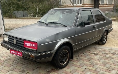 Volkswagen Jetta VI, 1984 год, 160 000 рублей, 2 фотография