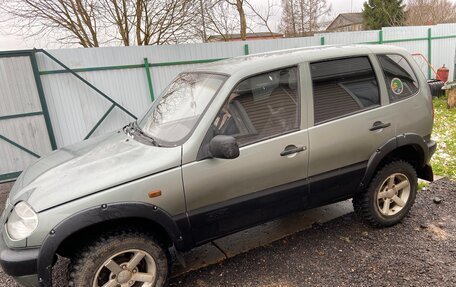 Chevrolet Niva I рестайлинг, 2006 год, 300 000 рублей, 2 фотография