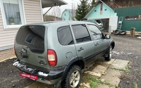 Chevrolet Niva I рестайлинг, 2006 год, 300 000 рублей, 5 фотография