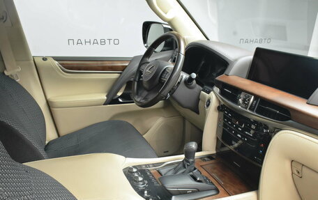 Lexus LX III, 2017 год, 9 990 000 рублей, 9 фотография