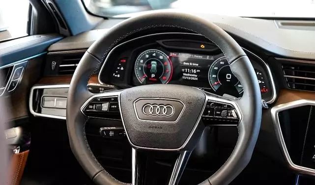Audi A6 Allroad Quattro, 2024 год, 12 942 000 рублей, 18 фотография