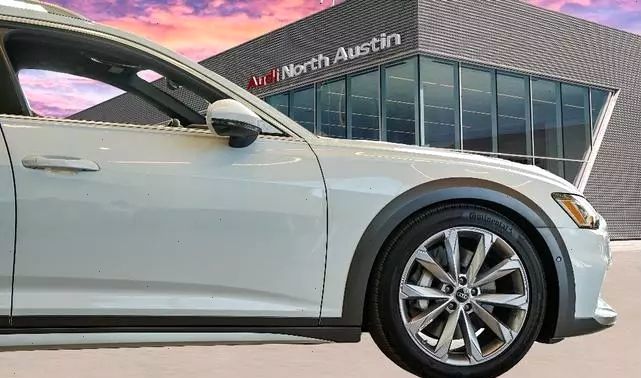 Audi A6 Allroad Quattro, 2024 год, 12 942 000 рублей, 22 фотография