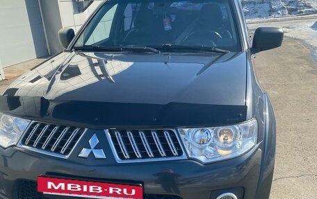 Mitsubishi Pajero Sport II рестайлинг, 2012 год, 1 520 000 рублей, 2 фотография