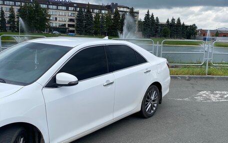 Toyota Camry, 2015 год, 1 900 000 рублей, 14 фотография