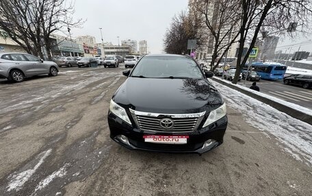 Toyota Camry, 2011 год, 1 950 000 рублей, 1 фотография