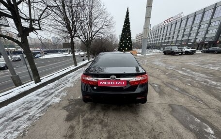 Toyota Camry, 2011 год, 1 950 000 рублей, 7 фотография