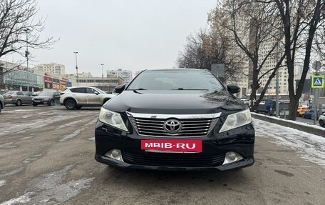 Toyota Camry, 2011 год, 1 950 000 рублей, 11 фотография