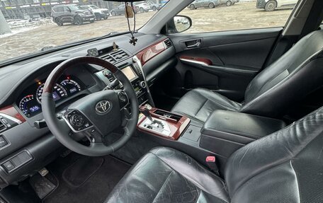 Toyota Camry, 2011 год, 1 950 000 рублей, 26 фотография