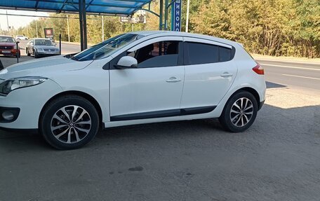 Renault Megane III, 2012 год, 850 000 рублей, 2 фотография