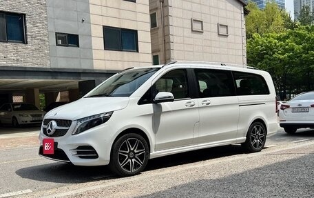 Mercedes-Benz V-Класс, 2023 год, 12 950 000 рублей, 1 фотография