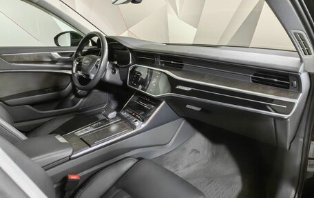 Audi A6, 2018 год, 4 100 000 рублей, 9 фотография