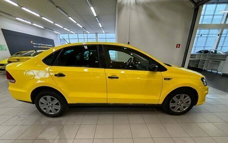 Volkswagen Polo VI (EU Market), 2018 год, 890 000 рублей, 4 фотография