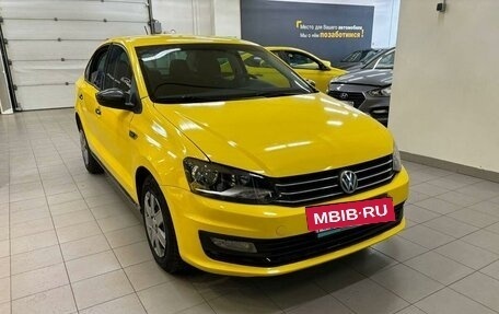 Volkswagen Polo VI (EU Market), 2018 год, 890 000 рублей, 3 фотография