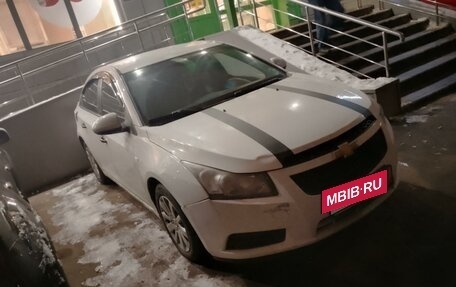 Chevrolet Cruze II, 2012 год, 580 000 рублей, 2 фотография