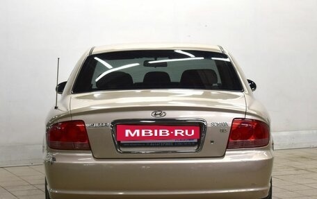 Hyundai Sonata IV рестайлинг, 2005 год, 365 000 рублей, 3 фотография