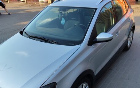 Volkswagen Polo VI (EU Market), 2012 год, 880 000 рублей, 2 фотография