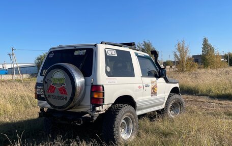 Mitsubishi Pajero III рестайлинг, 1992 год, 599 000 рублей, 3 фотография