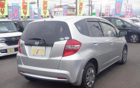 Honda Fit III, 2013 год, 830 000 рублей, 3 фотография