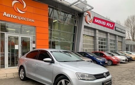 Volkswagen Jetta VI, 2013 год, 990 000 рублей, 1 фотография