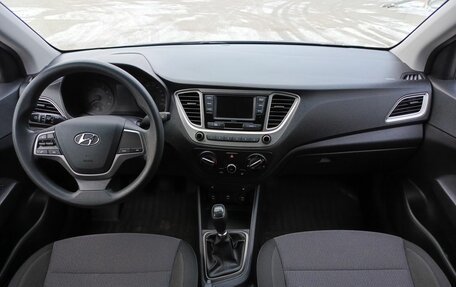 Hyundai Solaris II рестайлинг, 2021 год, 1 649 500 рублей, 17 фотография