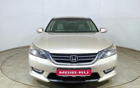 Honda Accord IX рестайлинг, 2013 год, 1 595 000 рублей, 2 фотография