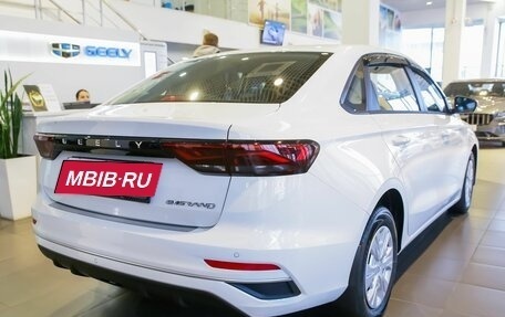 Geely Emgrand, 2024 год, 2 368 000 рублей, 4 фотография