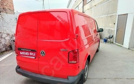 Volkswagen Transporter T6 рестайлинг, 2021 год, 4 690 000 рублей, 2 фотография