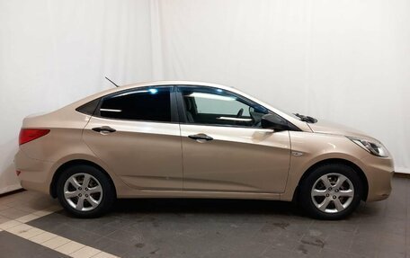 Hyundai Solaris II рестайлинг, 2012 год, 746 000 рублей, 5 фотография