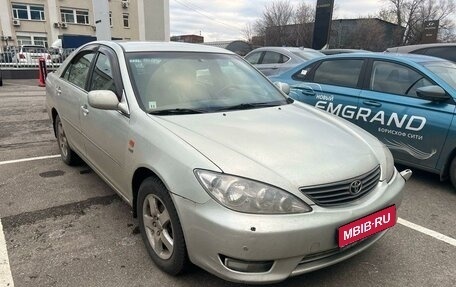 Toyota Camry V40, 2004 год, 897 000 рублей, 1 фотография